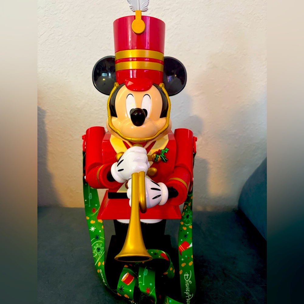 2023 Disney World popcorn bucket